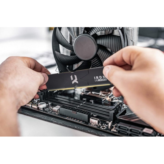 Модуль пам`ятi DDR5 2x16GB/5600 Goodram IRDM Black (IR-5600D564L30S/32GDC)