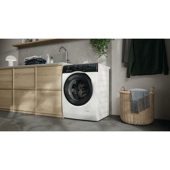 Пральна машина Electrolux EW6F9482U